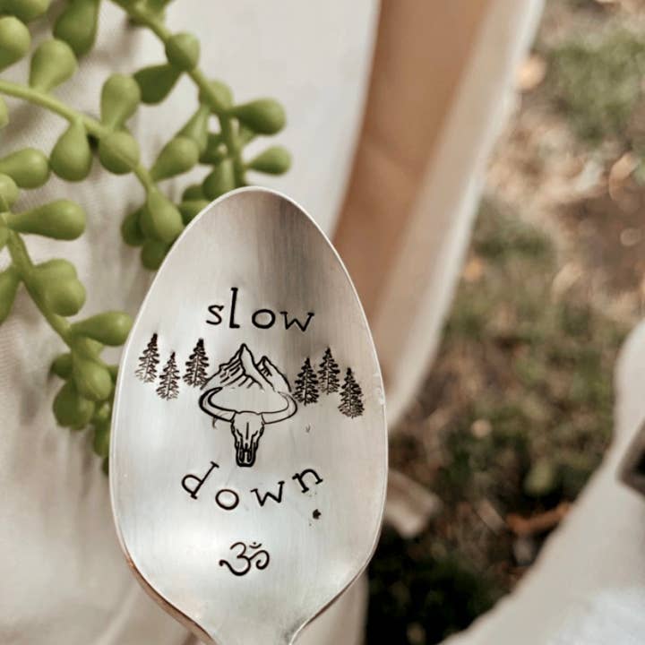 The WildSmith – Conjunto de talheres para servir por atacado – Colheres de chá vintage com gravações Nature6