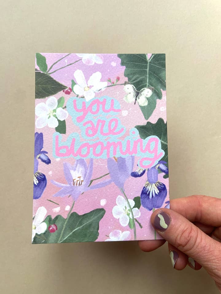 Postal de flor de bondade "Estás a Florescer" por atacado de Mooon Moms