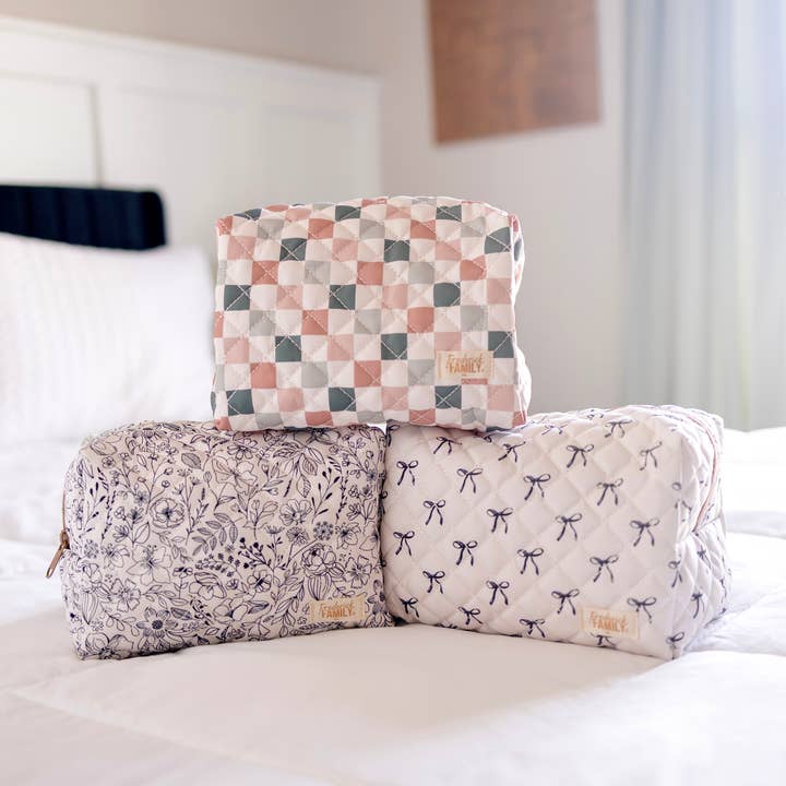 Frederick Family Co. - Wholesale Makeup/Cosmetic Bag - Quilted Carry All Pouch for Women – Large Makeup Organizer Bag, Stand Up Toiletry Case, Wide Zipper Opening, Cute Travel Pouch11