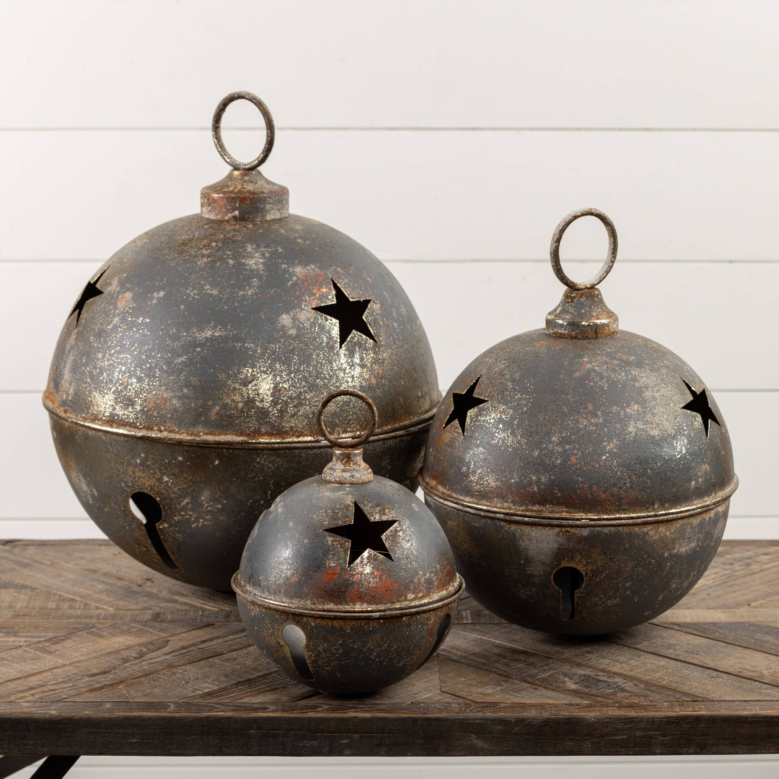 Ragon House – wholesale Bjällra – Ragon House 40 cm grå stjärnformad slädbjällra2