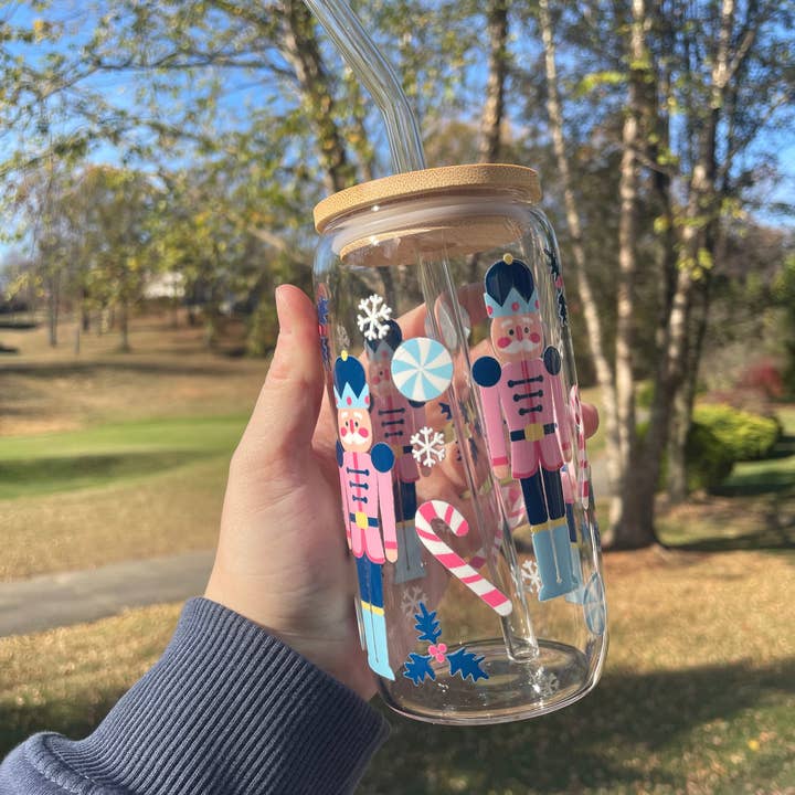 DesignedbyKendal - Wholesale Drinking Glass/Cup - Blue Nutcrackers Holiday Glass Cup with Bamboo Lid and Glass Straw