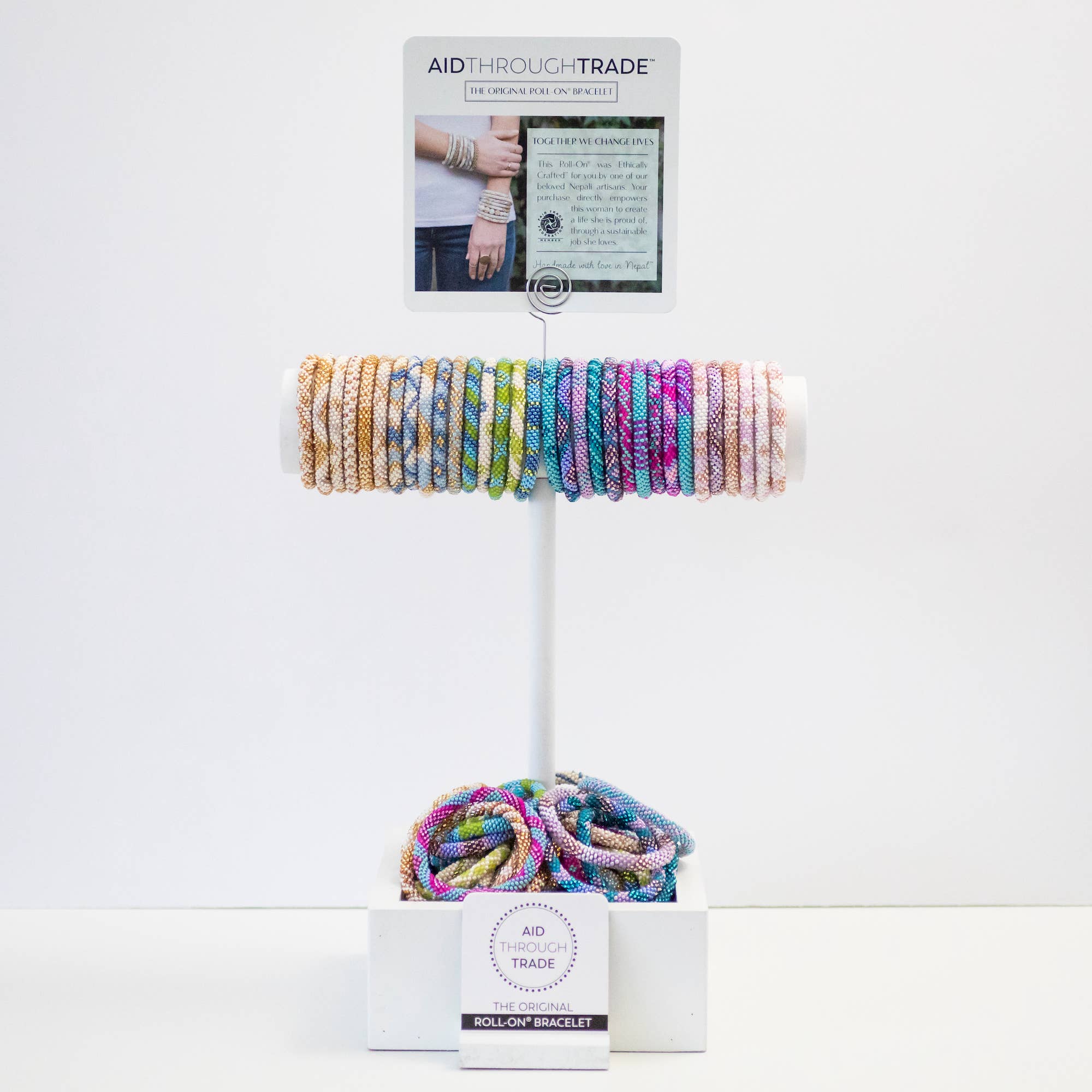 Aid Through Trade - Wholesale Jewelry Set - Roll-On® Bracelet Cairo- Set of 124