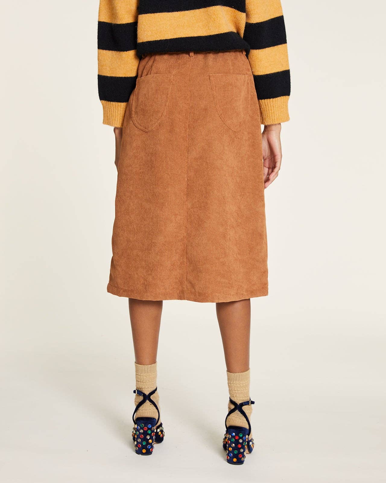 Pepaloves - Wholesale Skirt - Women's - FALDA DE PANA CON BOTONES CORAZON TOFFE2