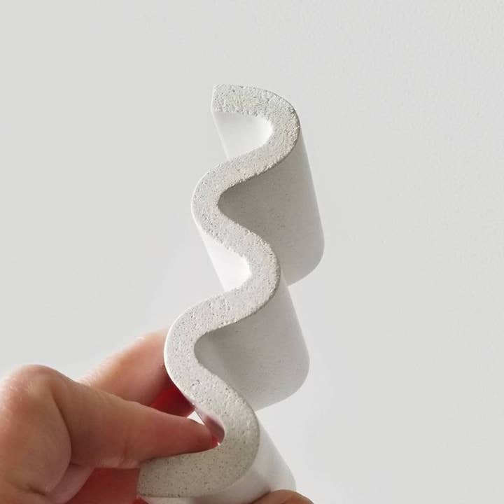 Dovekie & Finch - Wholesale Decorative Tray - Modern Wavy Tray4