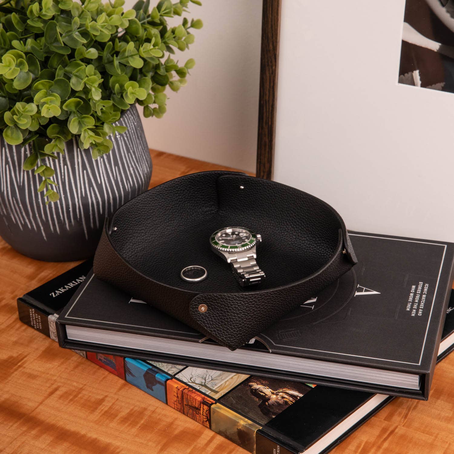 BeyBerk International – Bandeja decorativa por atacado – Bandeja com manobrista Alex Design1