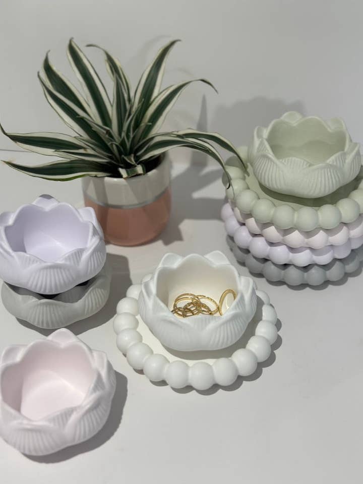 The Petal Pair for wholesale by Color and Pour