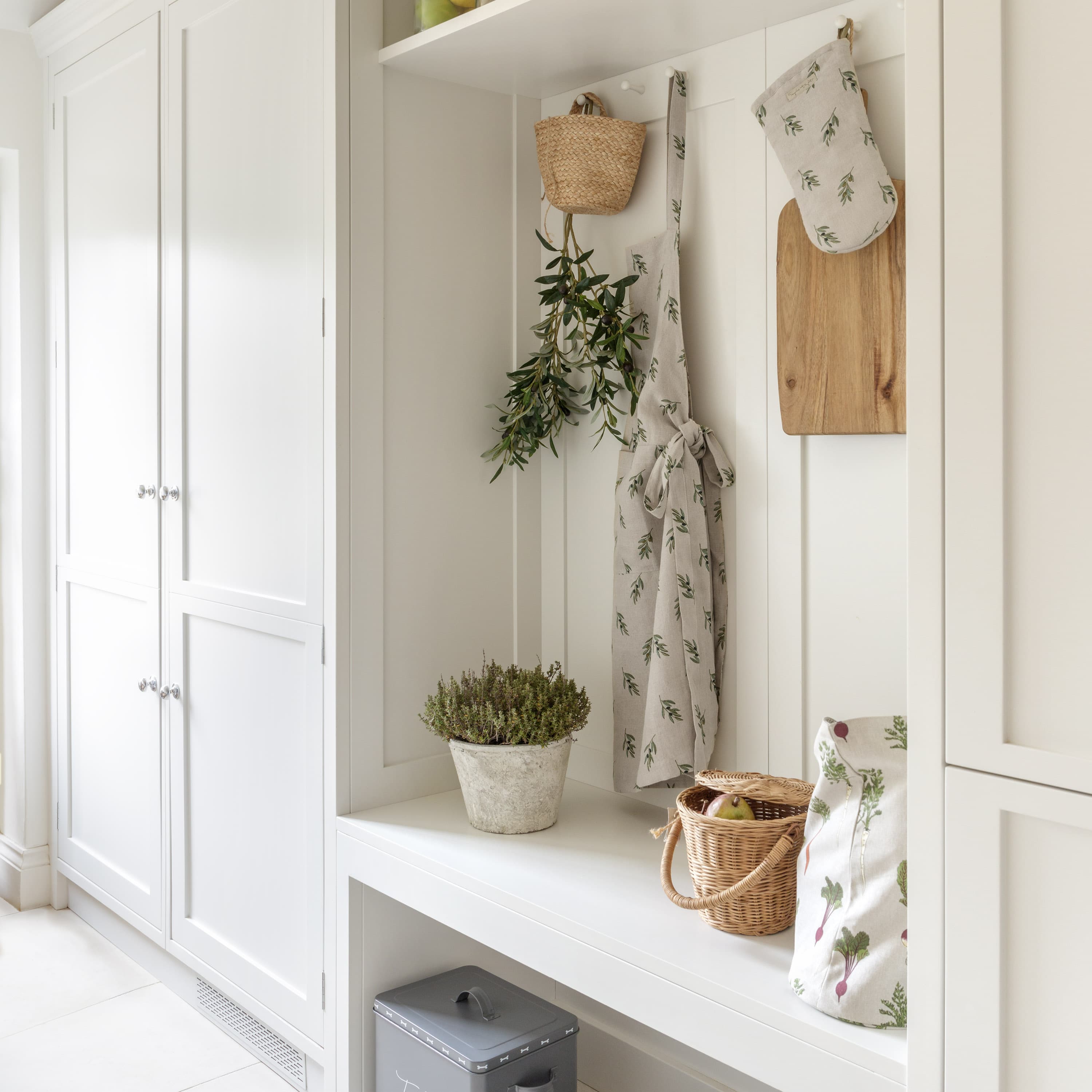 Sophie Allport – Luva de forno/pega por atacado – Luva de Forno de Linho Verde Oliva2