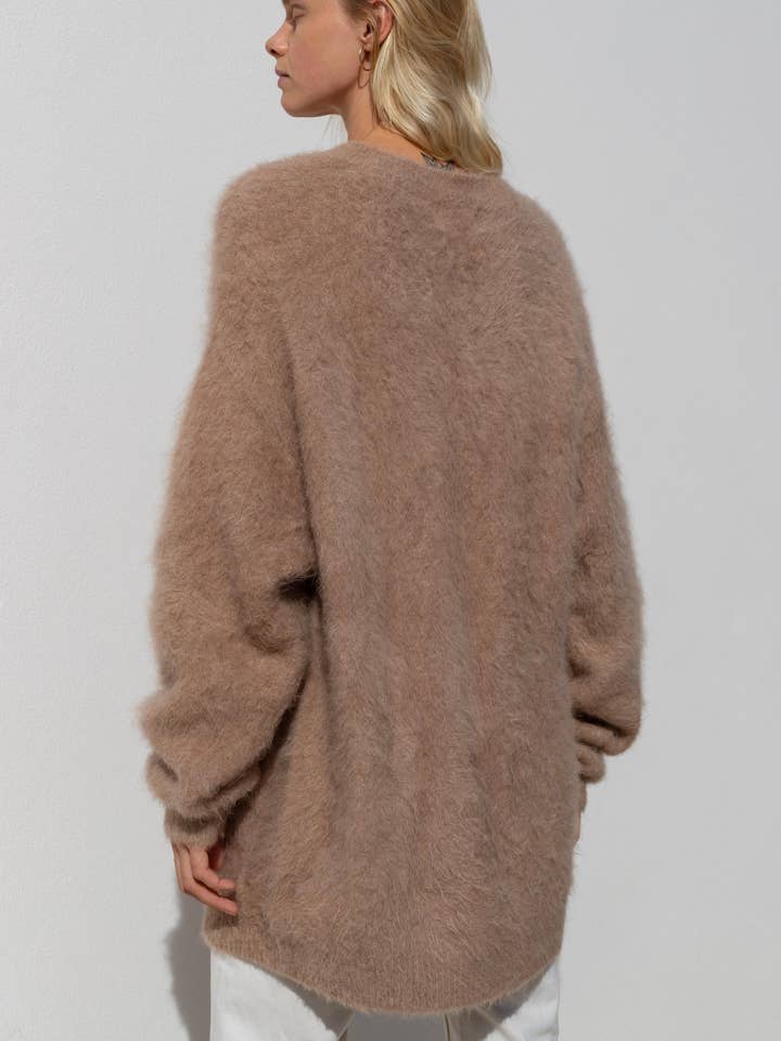 ROSYLEIA - Wholesale Tunic Sweater - Women's - Oversized Alpaca Wool Sweater14