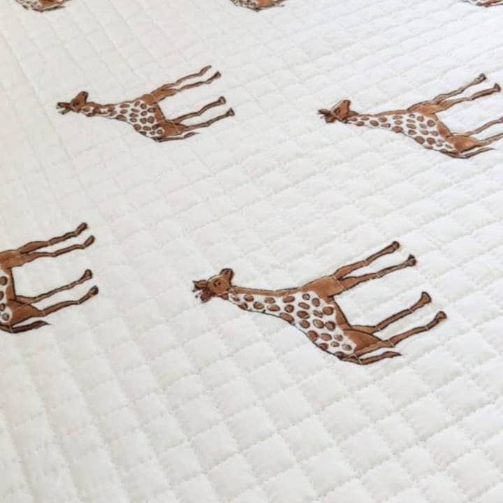Artsy Home - Wholesale Quilt - Kids & Baby - Baby Quilt, Hand Block Printed Giraffe Print