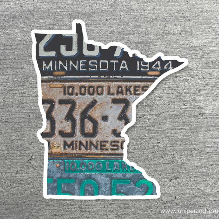 Autocollant en vinyle imperméable Minnesota pour plaques d'immatriculation vintage pour la vente par Juniper & Spruce