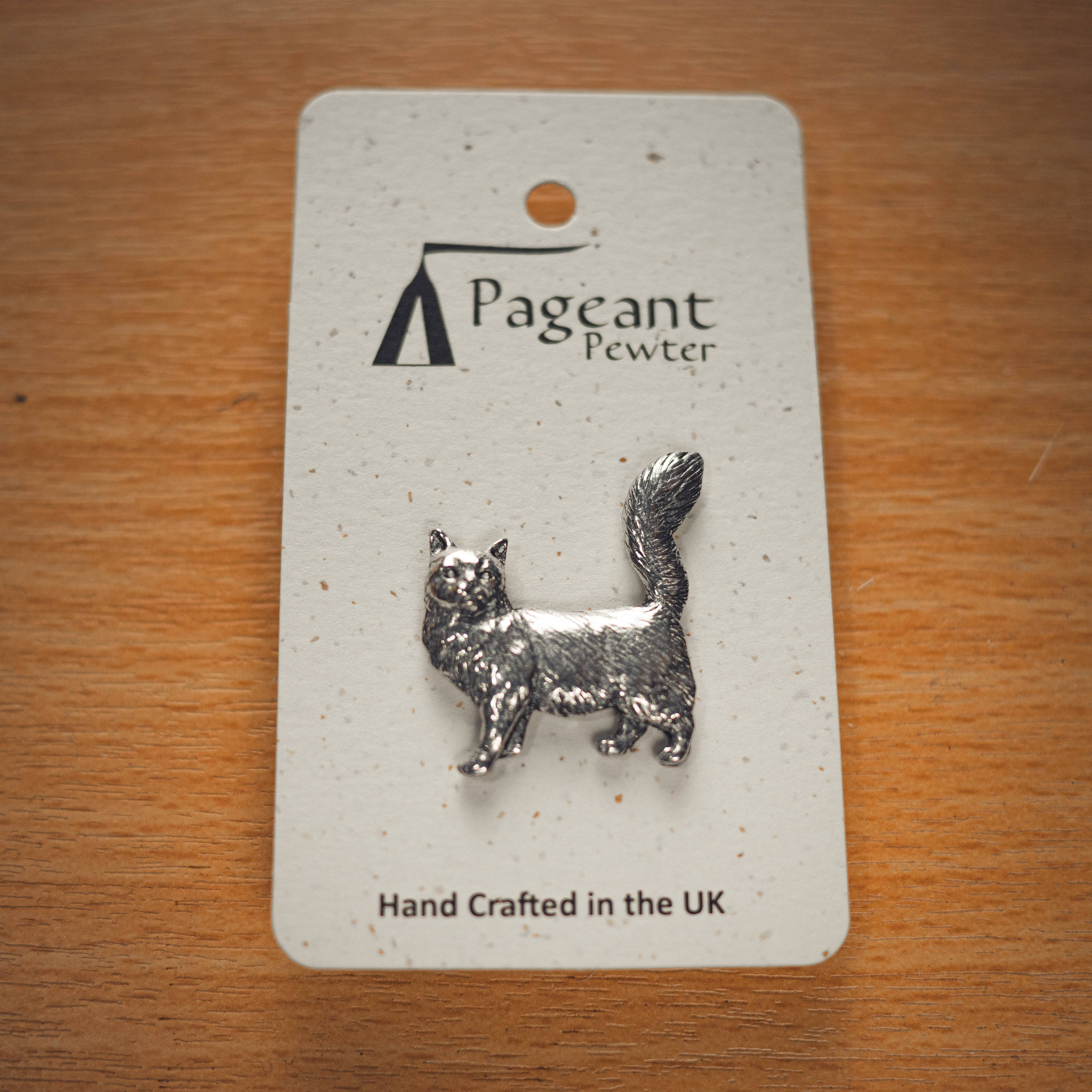 Pageant Pewter – wholesale Jewellery stand & display – Pets themed Pin badge stand5