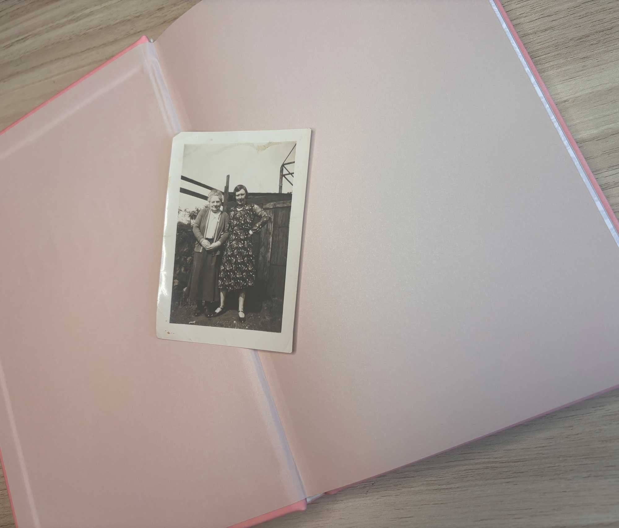 Hear Your Story - Wholesale Journal/Diary - Mom, I Want to Hear Your Story Heirloom Rose Leather Cover Version6