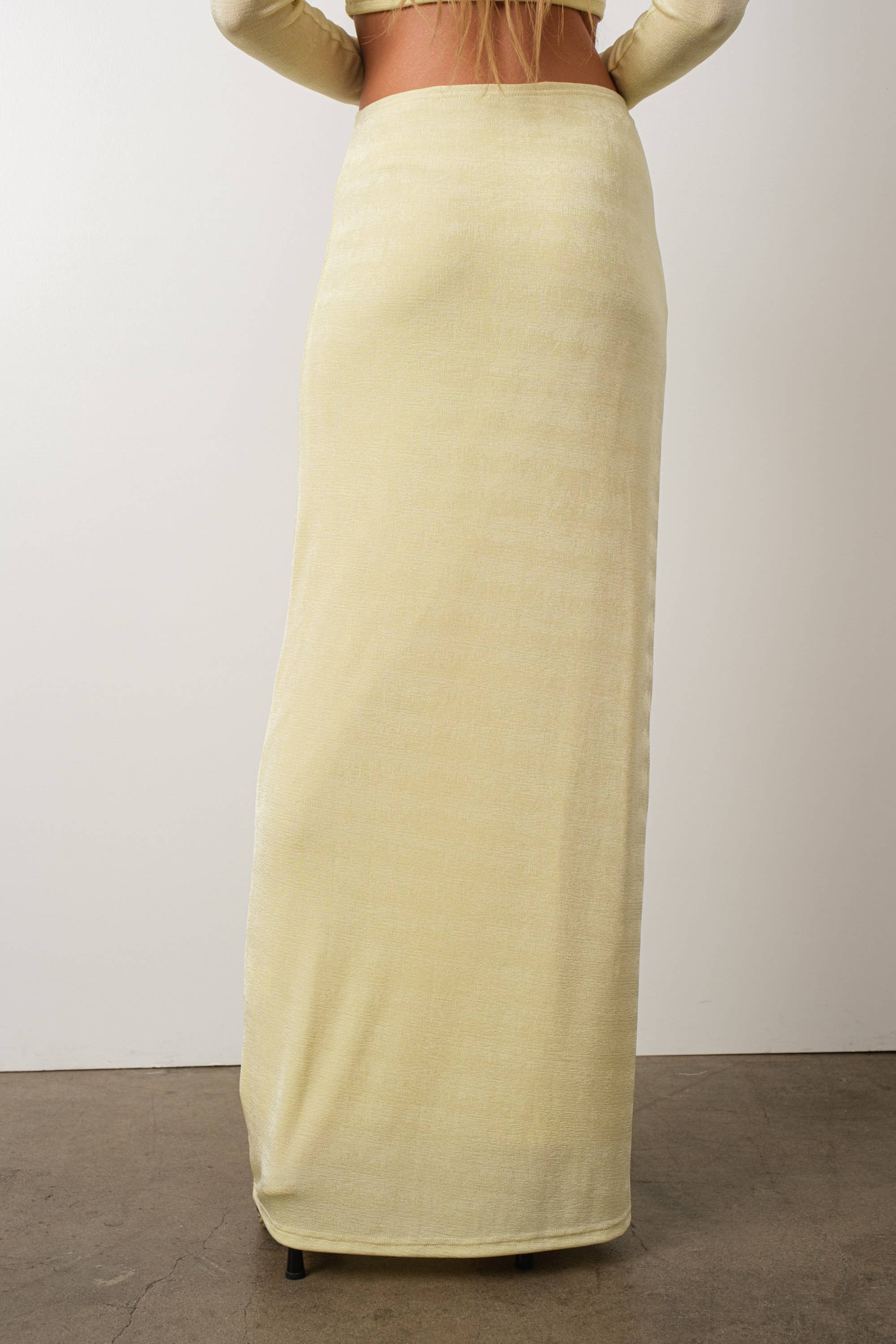 Pretty Garbage – Saia - Mulher por atacado – Saia Maxi de Malha Slinky – Elegante e Pronta para Boutique7