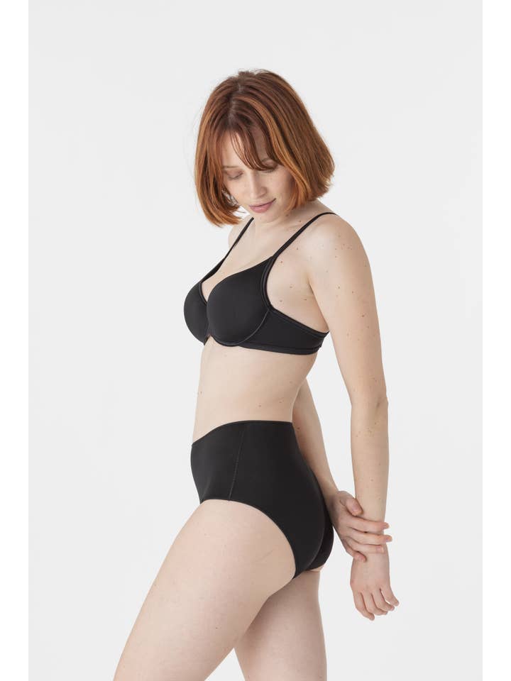Maison Lejaby – Großhandel Unterwäsche – Damen – Maison Lejaby Unsichtbare weiße High-Waist-Höschen6