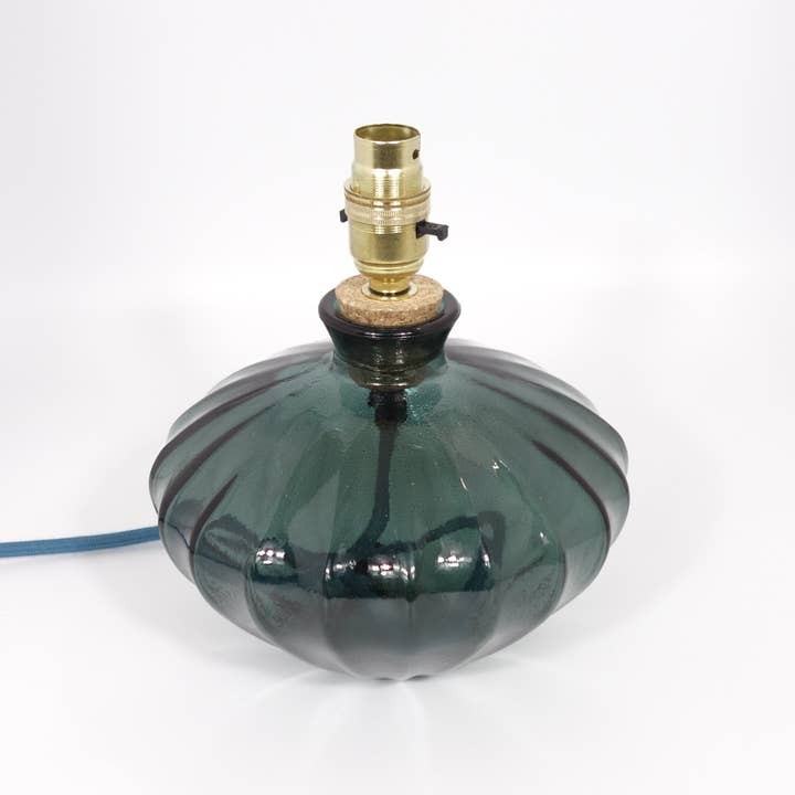 Jarapa - Wholesale Accent/bureaulamp - Tafelamp met Golvende Ellipsvorm en Recycled Glas, 20 cm