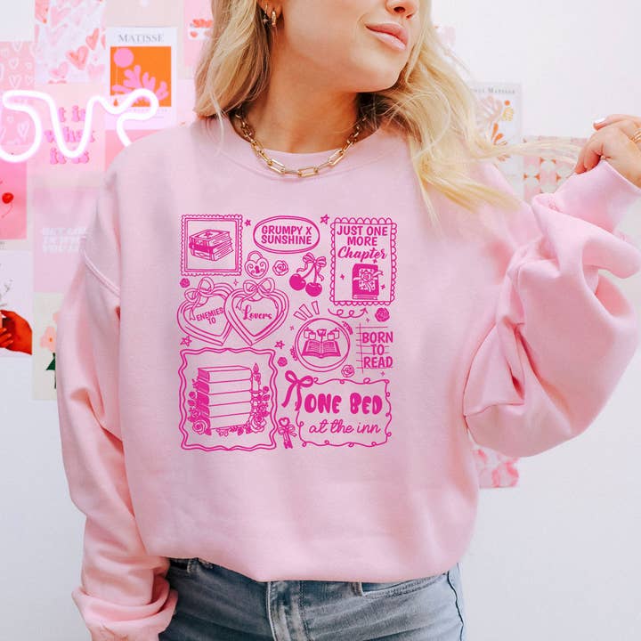 Sweat-shirt col rond Gildan Heavy Blend avec motifs romantiques littéraires pour la vente par The Swoon Room