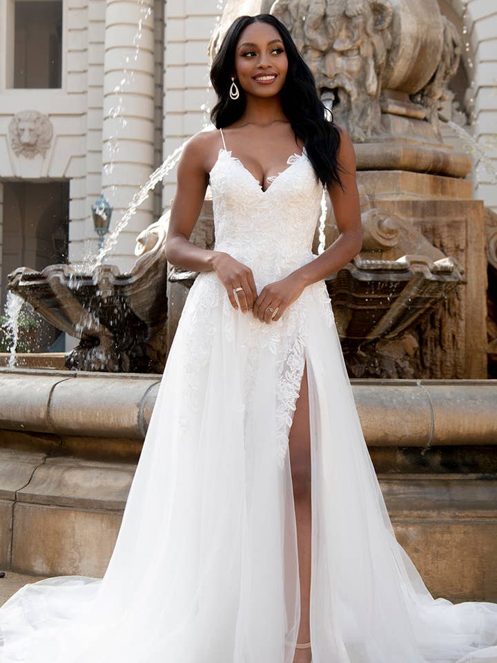 Babyfox Apparel - Wholesale Gown - Women's - A Line Sweep Train Evening Gown