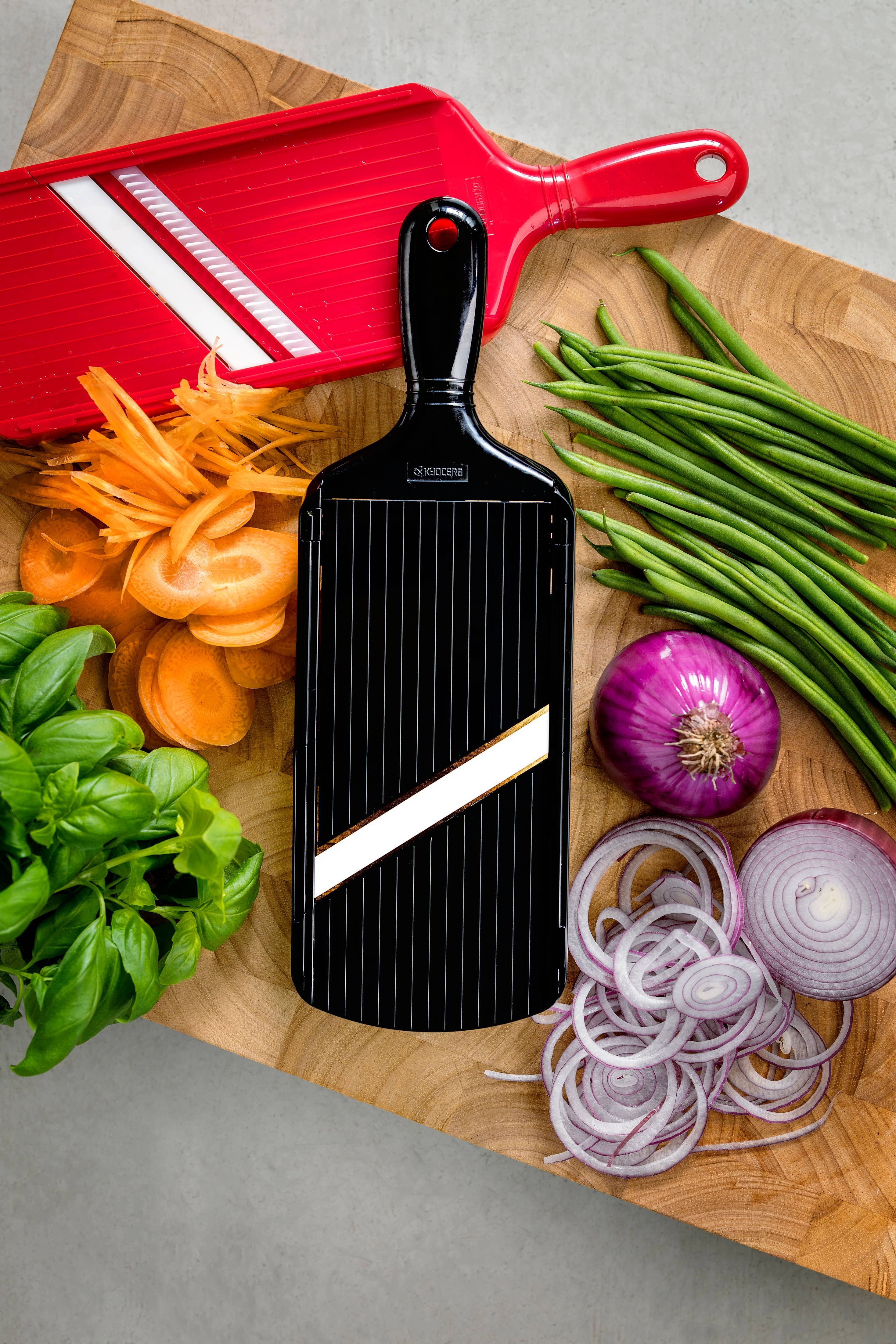 Kyocera International, Inc. - Wholesale Kitchen Tool/Gadget - CERAMIC MANDOLINE ADJUSTABLE SLICER8