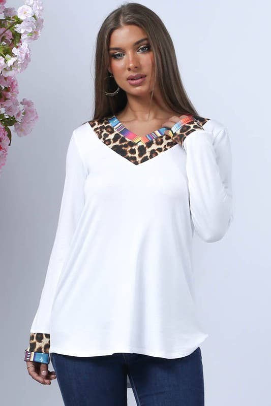 Avery - Wholesale Tunic - Women's - AV1144-SELENA SERAPE-LEOPARD PRINT V NECK TOP10