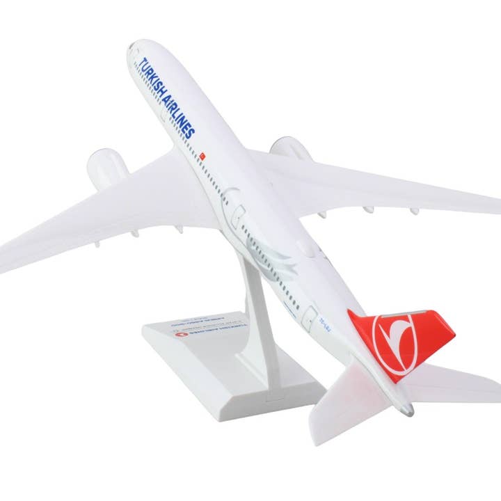 Daron Worldwide Trading - Wholesale Decorative Tabletop Object - SKYMARKS TURKISH A350-900 1/200 TC-LGJ6