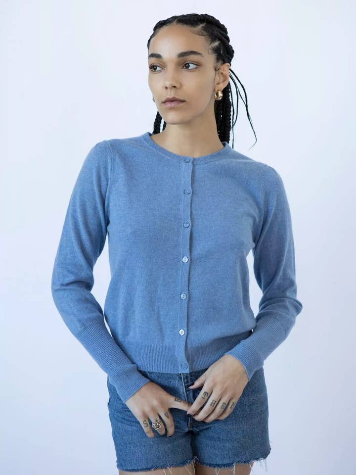 Gilet en cachemire Lyla (Billy Jean) pour la vente par UNIKONCEPT