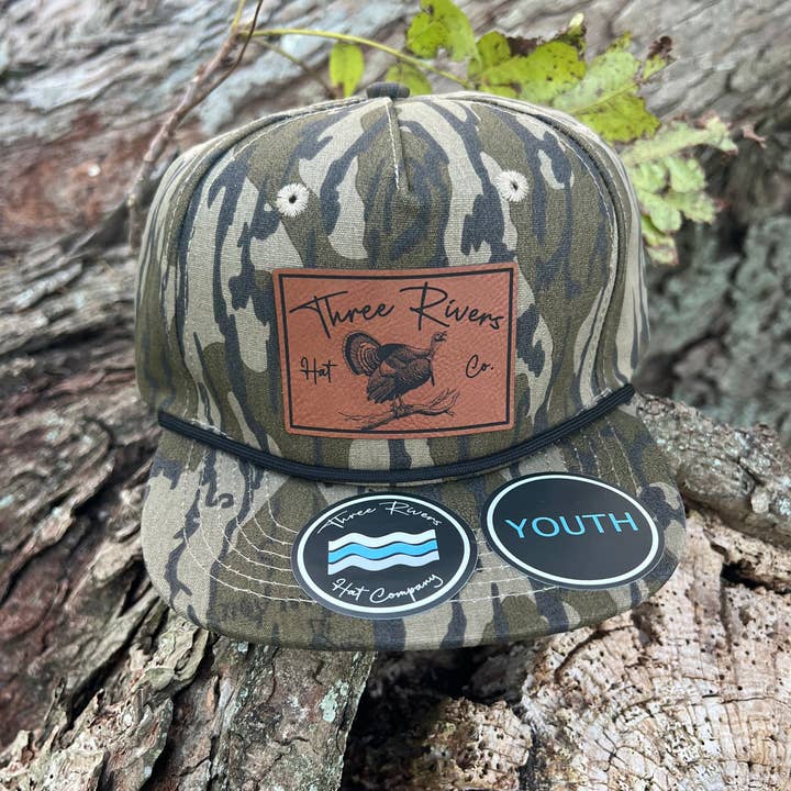 Three Rivers Hat Co. – wholesale Truckerkeps – Unisex – UNGDOM - Gobbler på Pinnen - Kamouflagemössa - Lost Hat Co.