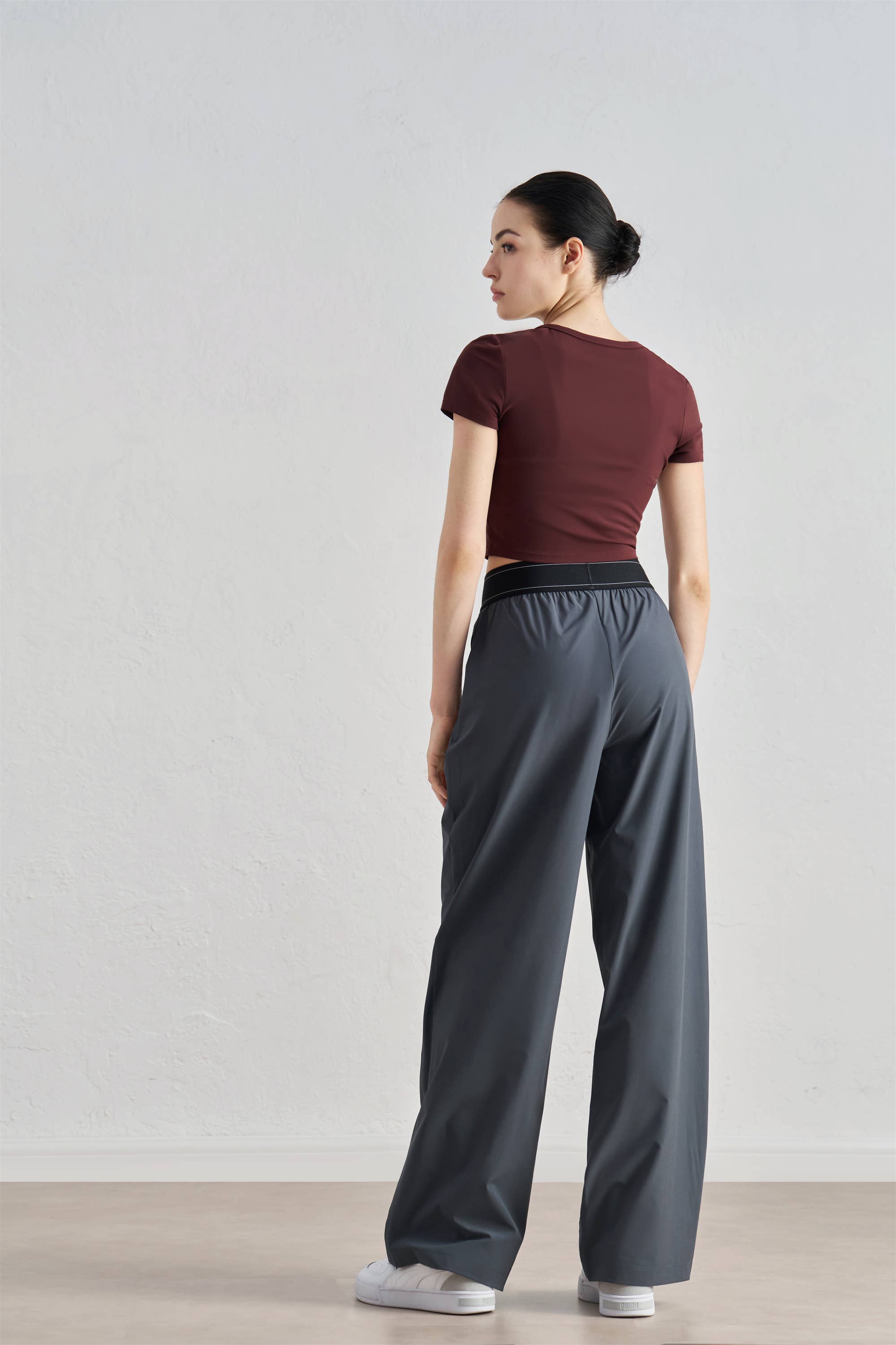 91thelabel - Wholesale Athletic Pants - Women's - Blair Contrast Waistband  Ultra Relaxed Wide-Leg Active Pant2