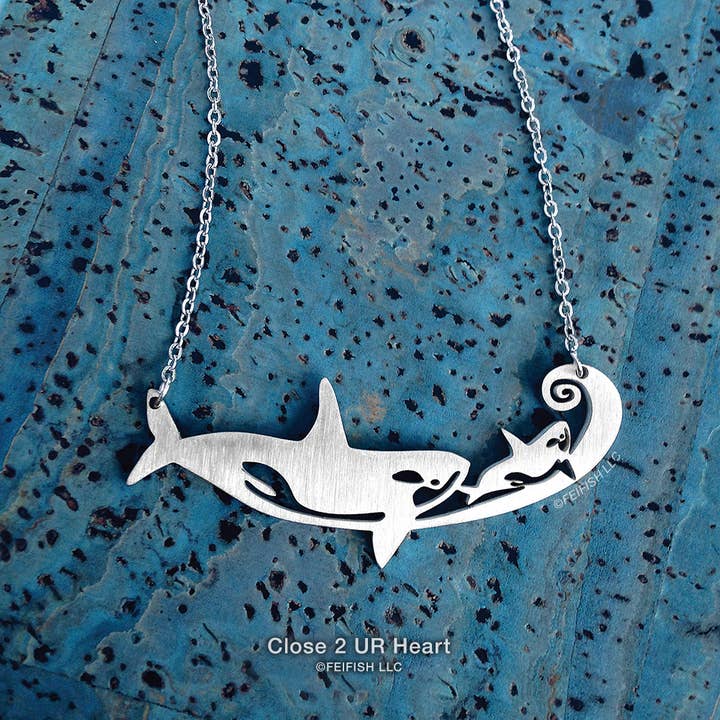 Collar de acero inoxidable Orcas para venta al por mayor de Close 2 UR Heart