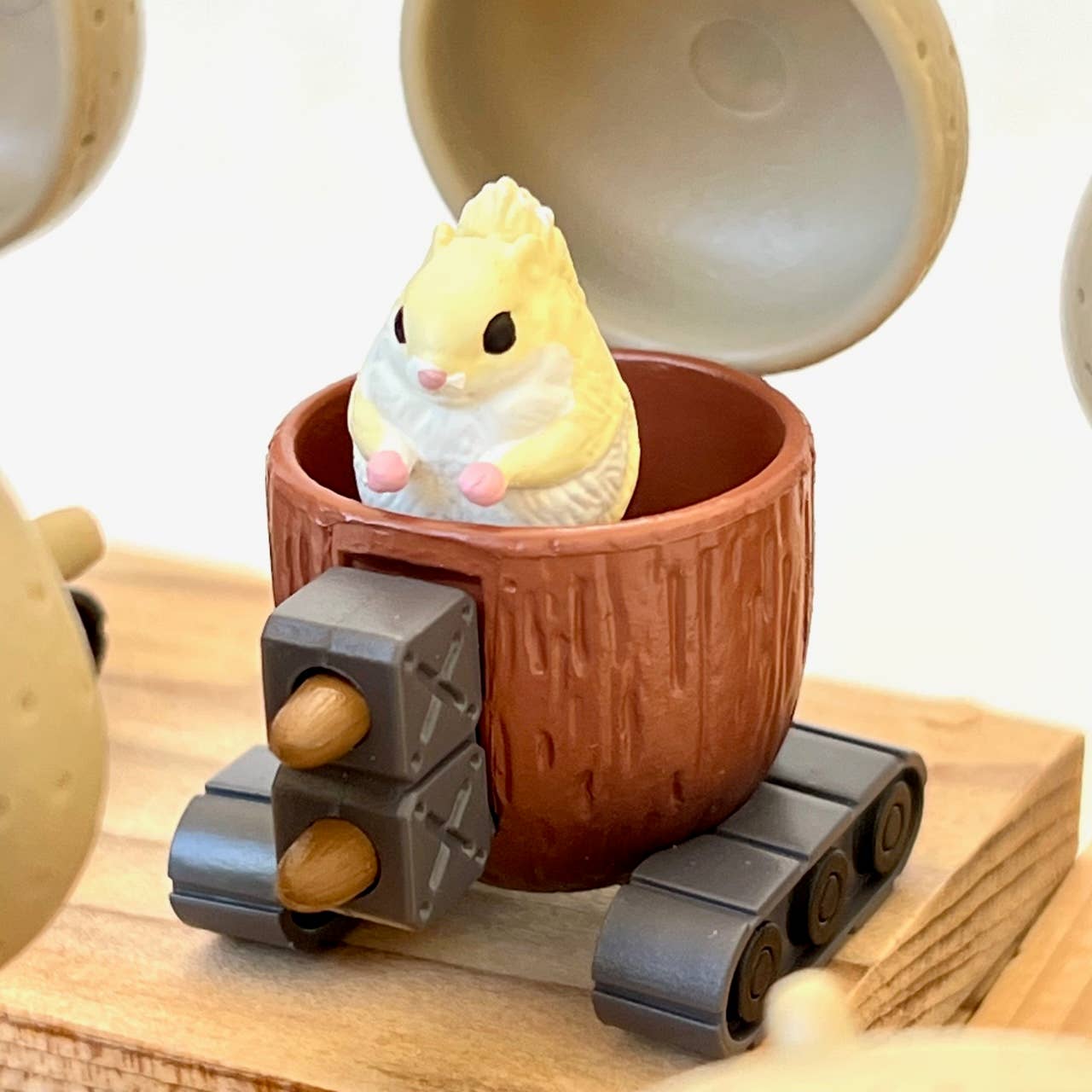 BCmini - Wholesale Decorative Figurine - 70774 DONGURI TANK FIGURINE BLIND BOX9