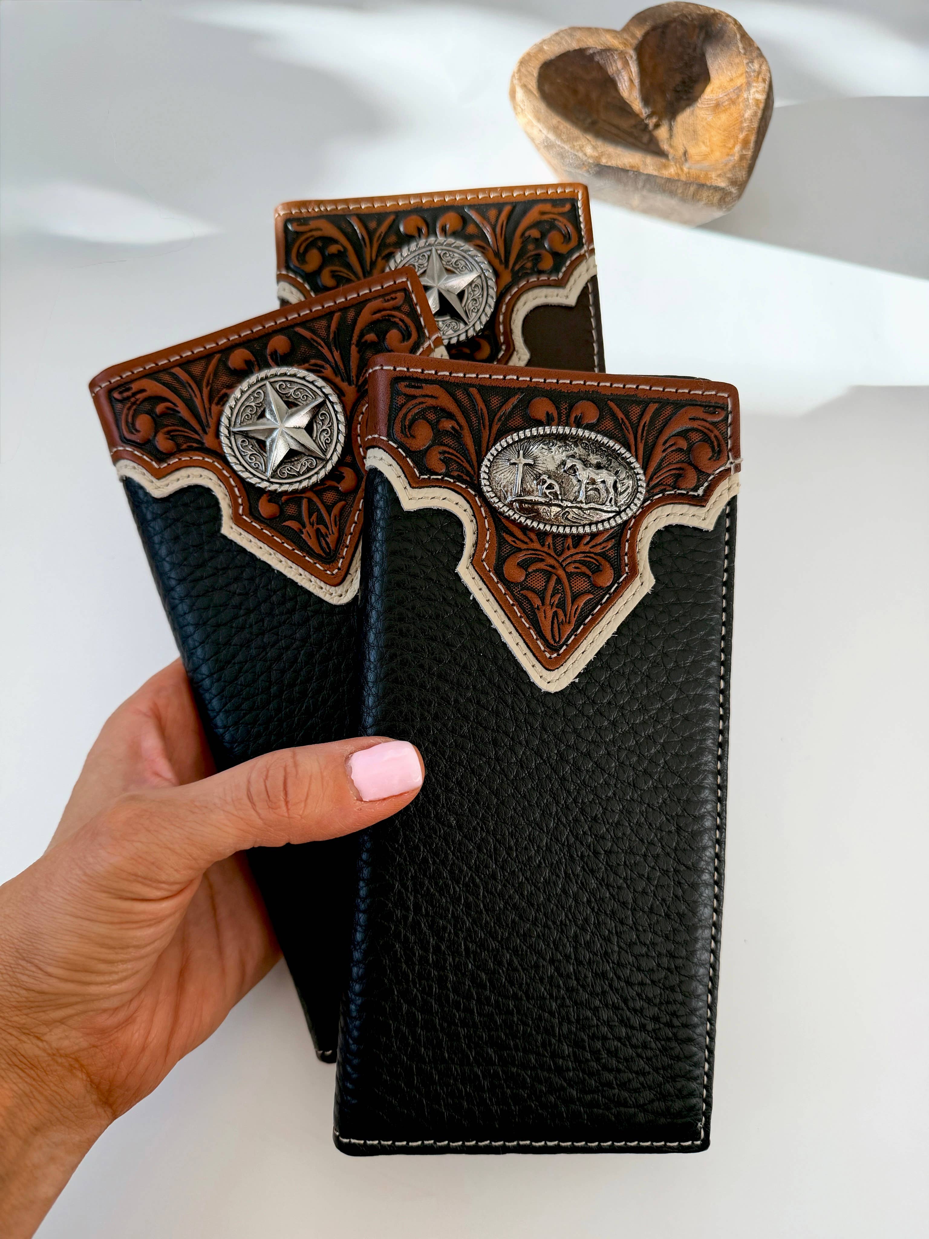 Boho Ranch Shop – Carteira - Mulher por atacado – Carteira bifold de couro legítimo gravado com estrela Longhorn6