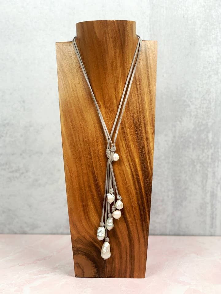 Collana di perle barocche Passing Cl per la vendita all'ingrosso da parte di Scarlette Dove