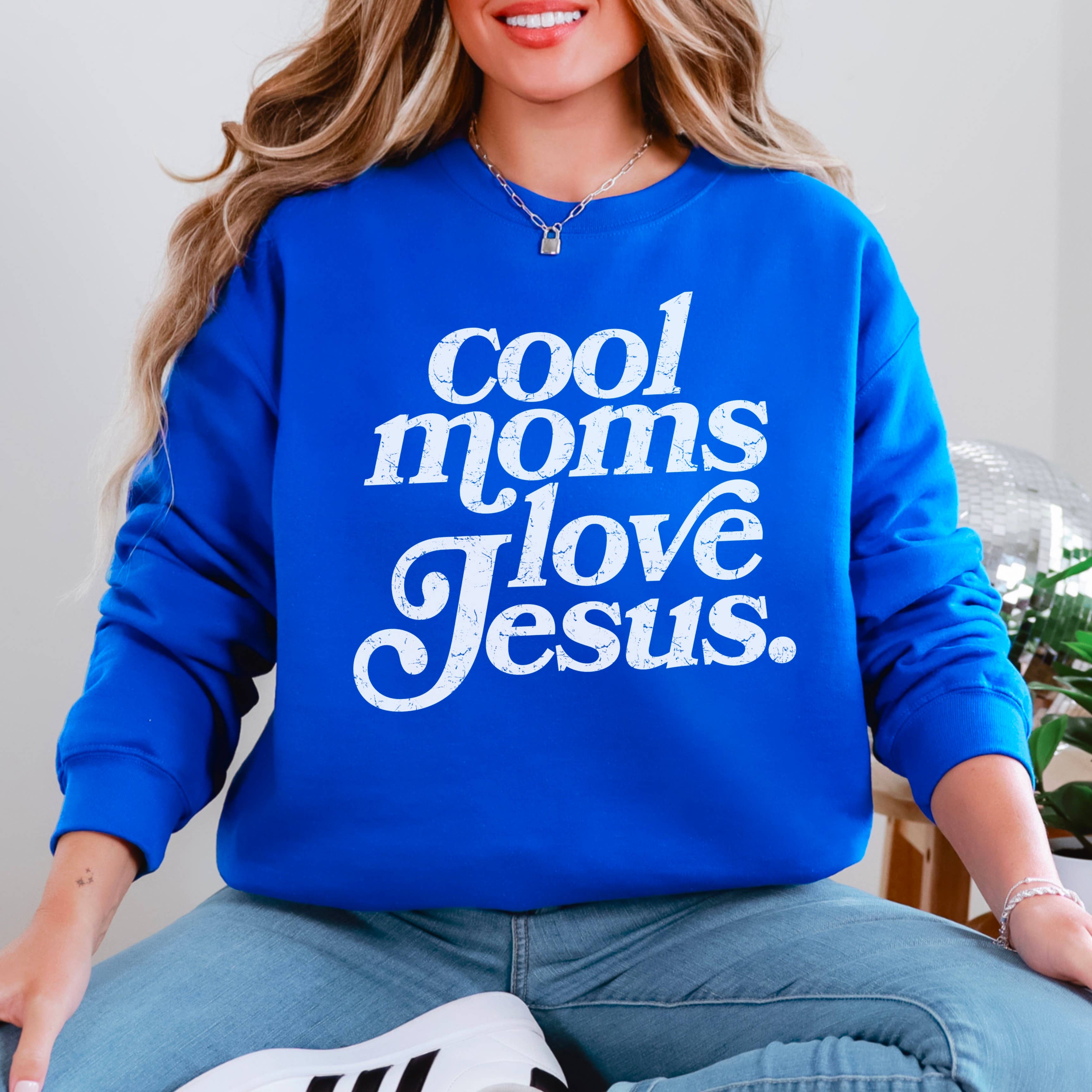 Shoppe SHC - Wholesale Graphic Sweatshirt - Women's - Cool Moms Love Jesus Christian Graphic Sweatshirt 2