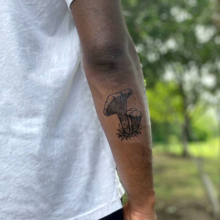NatureTats - Wholesale Temporary Tattoo - Chanterelle Mushroom Temporary Tattoo2