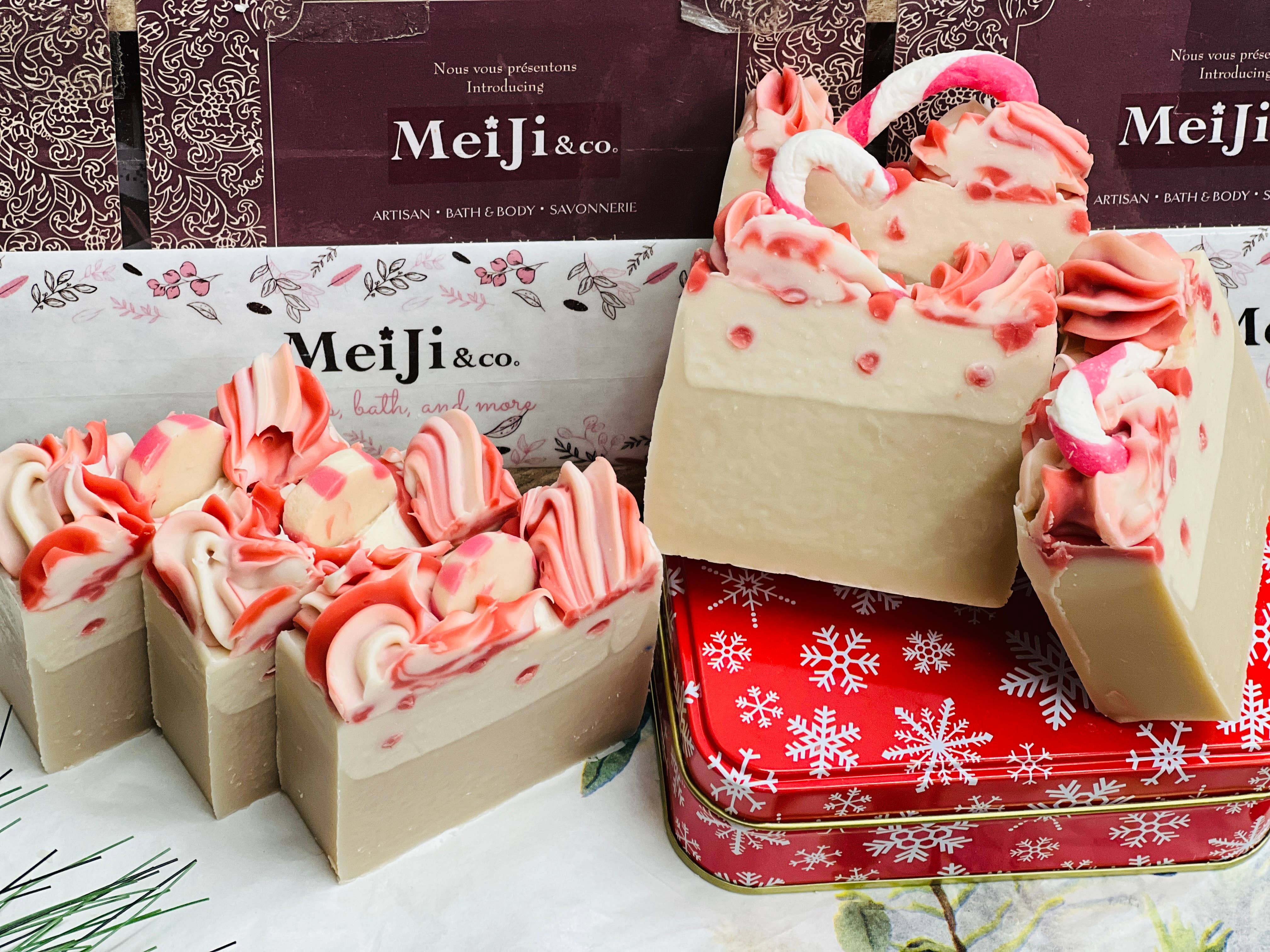 MeiJi & co. - Wholesale Bar Soap - Christmas Artisan Soap Bar – Classic Peppermint Candy4