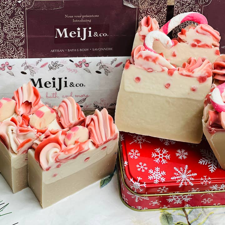MeiJi & co. - Wholesale Bar Soap - Christmas Artisan Soap Bar – Classic Peppermint Candy4