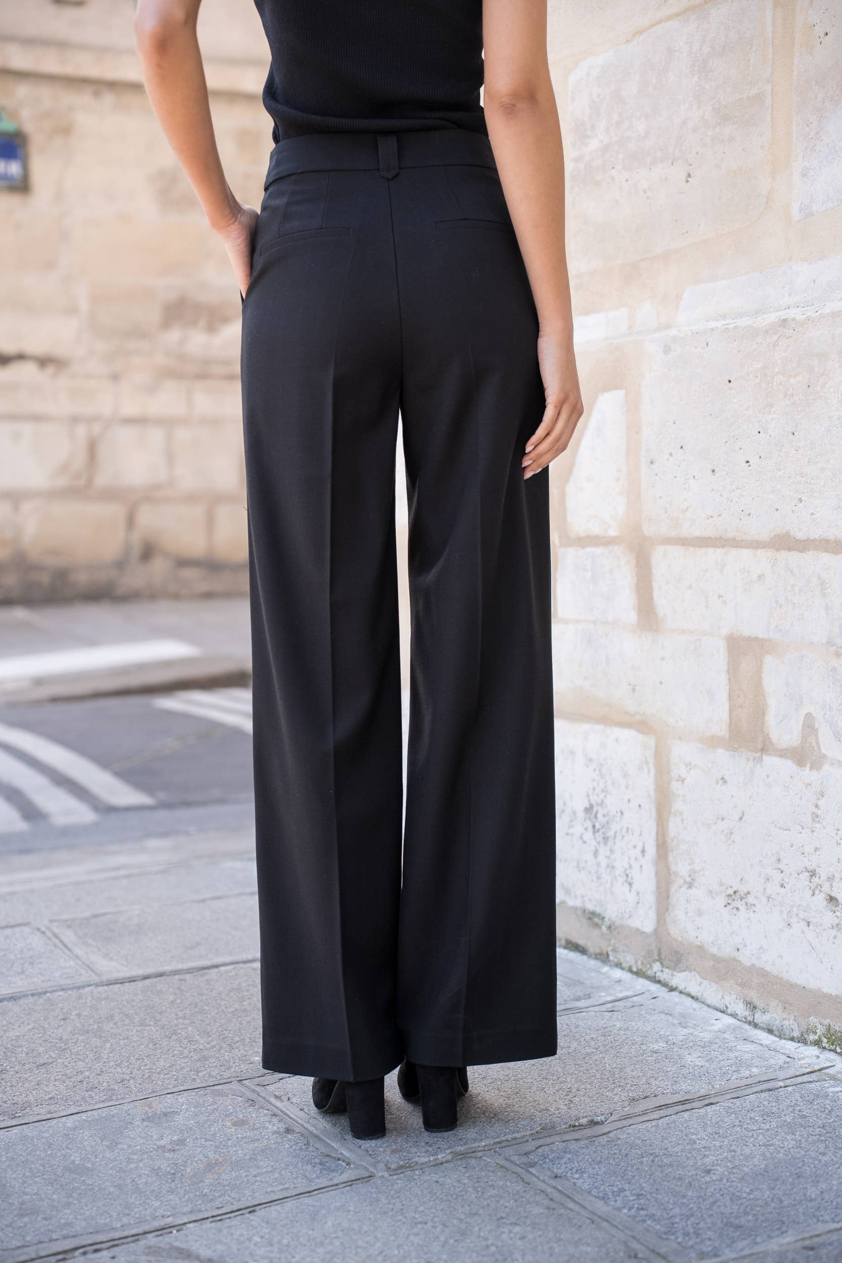 Attentif Paris - Wholesale Suit Pants - Women's - Straight-cut tailored trousers15