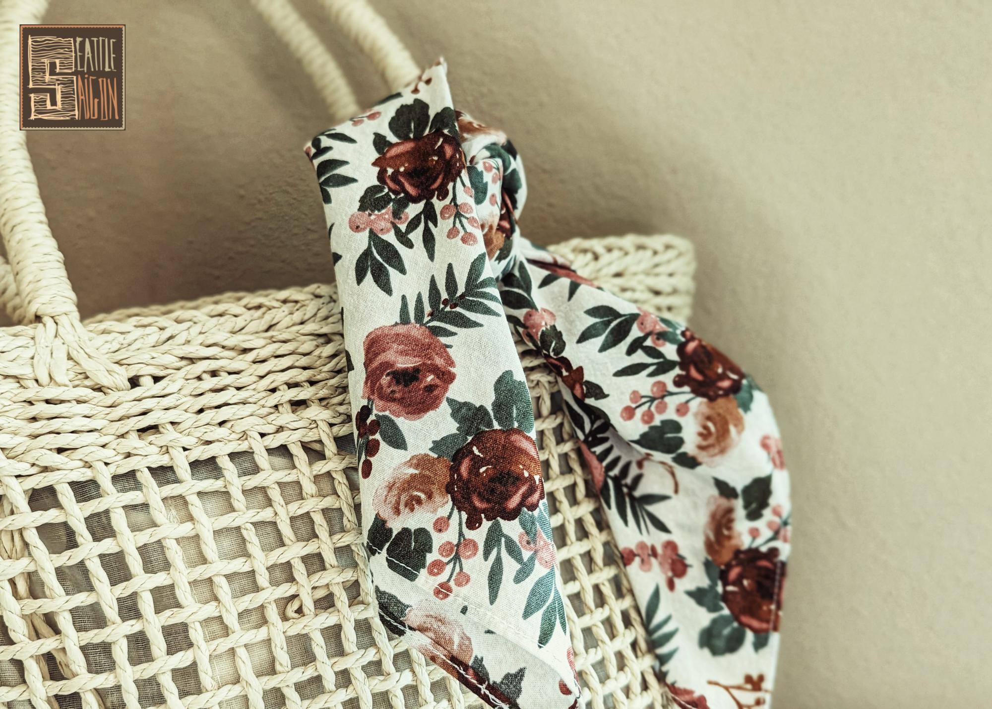 Seattle and Saigon - Wholesale Tote Bag - Women's - NATURAL WOVEN STRAW HANDBAG IN CREAMY WHITE4