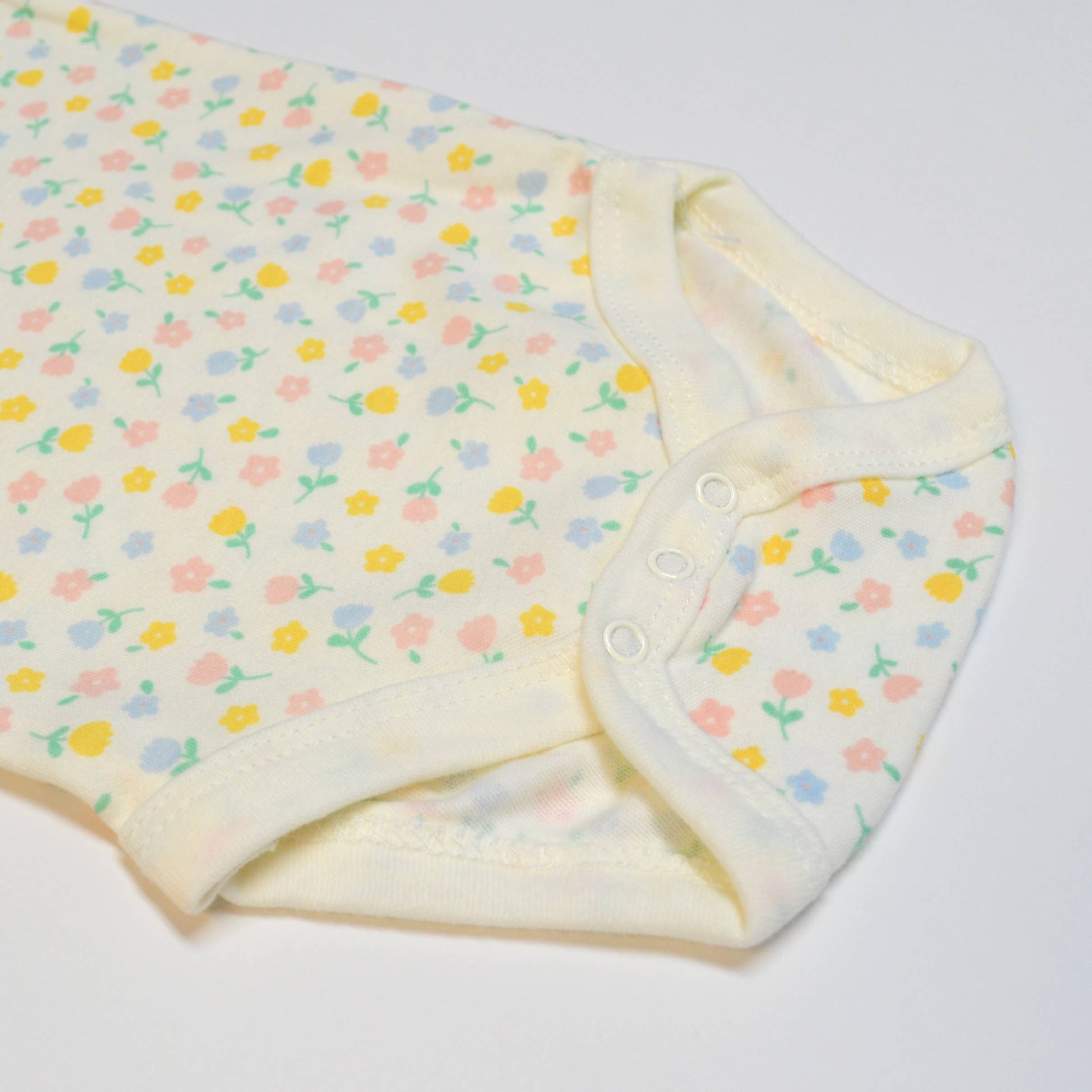 Lollipop Dreams - Vendita all'ingrosso Tutina (senza piedini) - Neonati - Confezione da 3 body per neonati con motivo ricamato a fiori mini.4