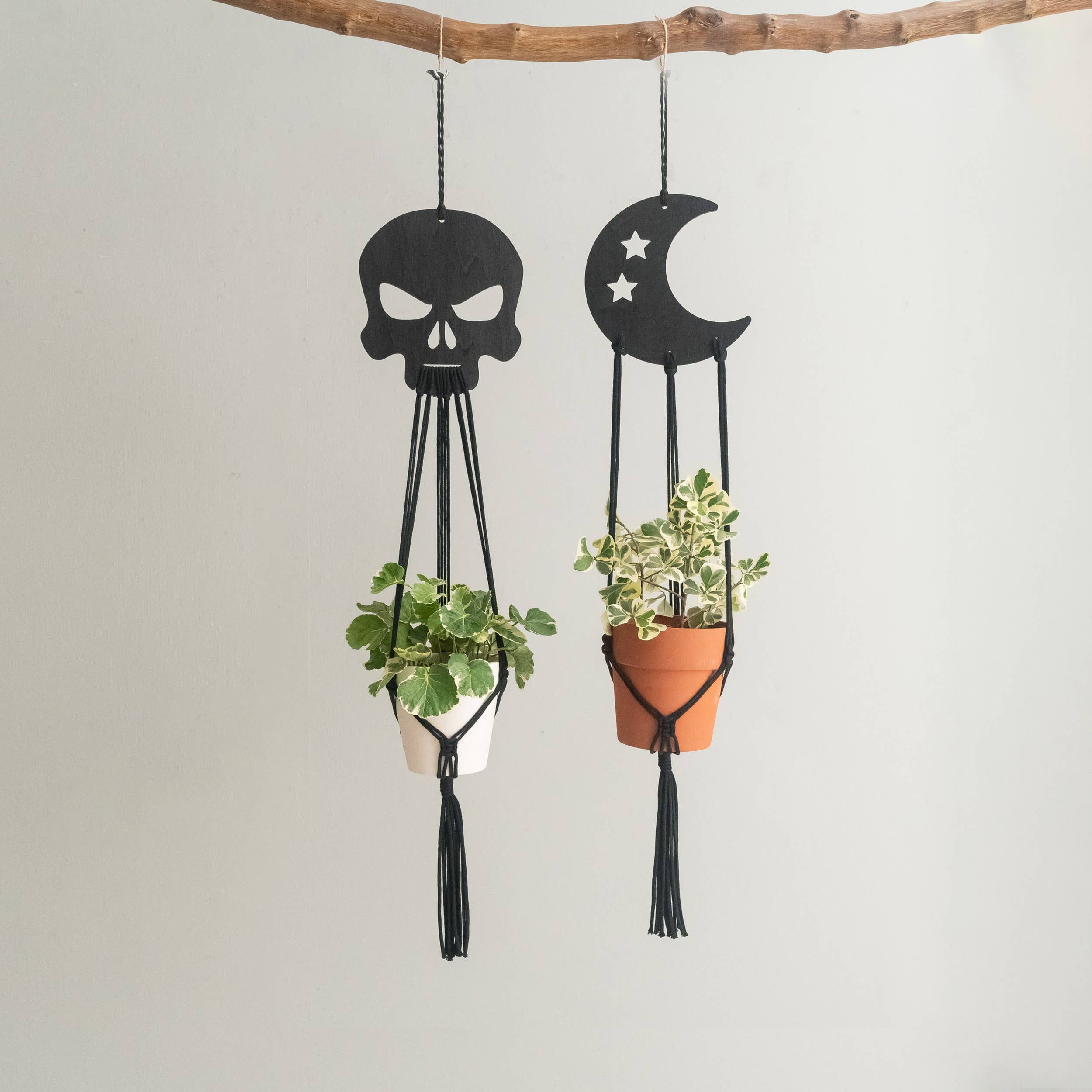 BeanDaikon – Engroshandel Hængende plantekasse – Gotisk Macramé Planteophæng Halloween Dekoration I9810