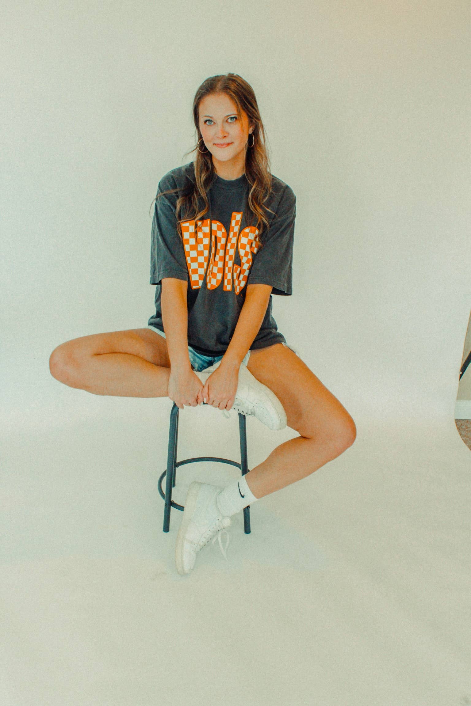 The Clandestine Underground – Großhandel T-Shirt mit Siebdruck – Unisex – Tennessee VOLS, Karo-Boxy-Baumwoll-T-Shirt7