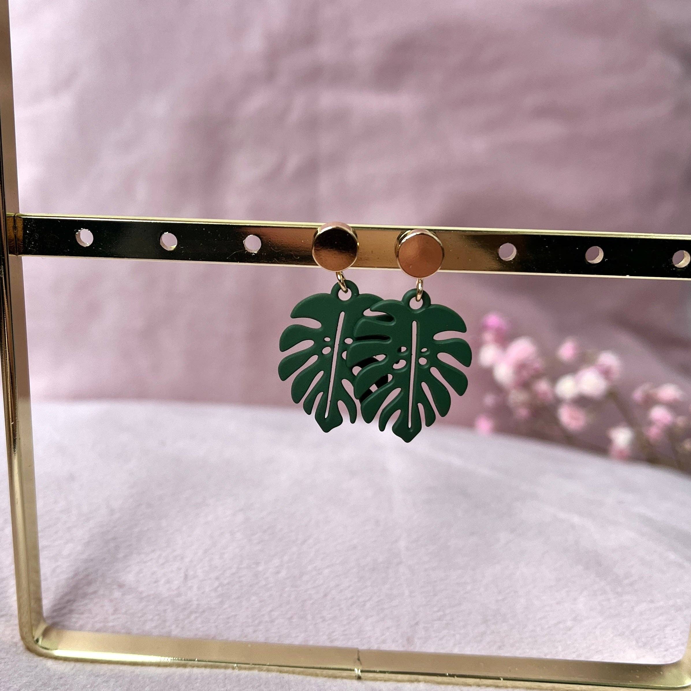 plantyintroverts - Wholesale Dangle Earrings - Green Monstera leaf earrings in gold, natural jewelry0