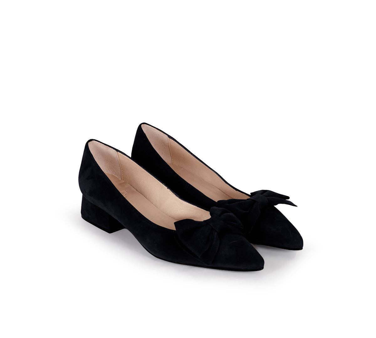 Noir Ballerine pointue noire en daim avec nœud Leonor, Made in Spain, BP1851 en vente sur Faire2