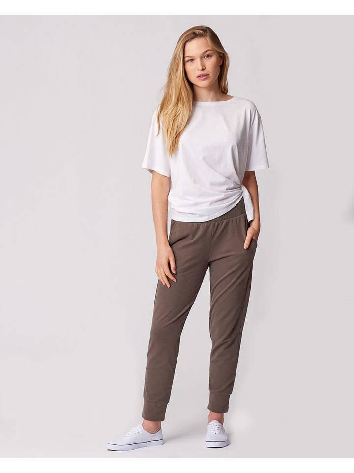 Everywhere V-Neck Tee - White for wholesale on Faire5