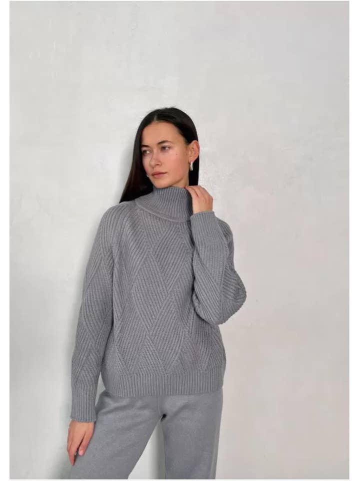 Nenya Fashion Limited - Wholesale Knit Sweater - Women's - High Neck Knitted Sweater With Geometric Print9
