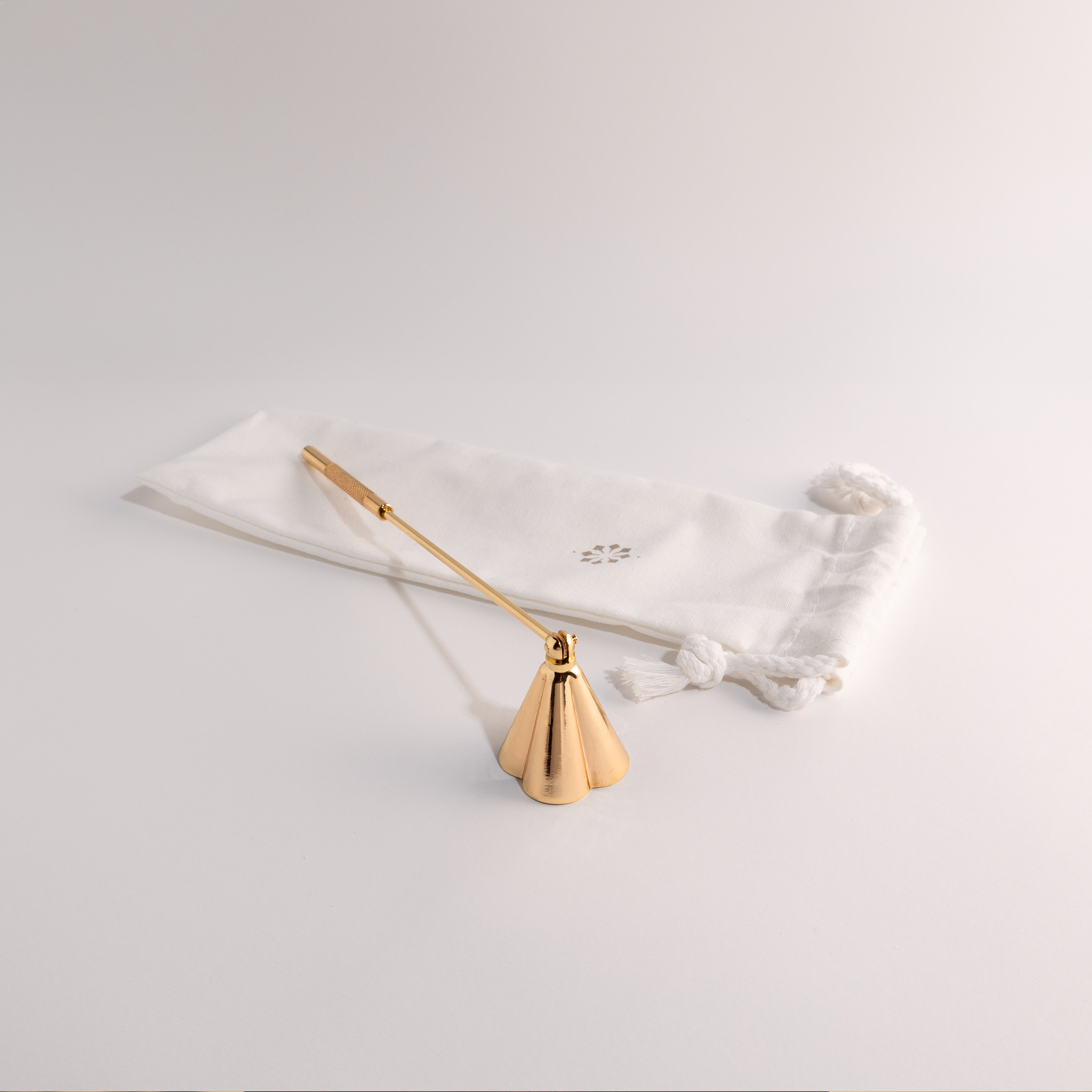 Four Truffles - Wholesale Candle Snuffer - Candle Snuffer & Wick Trimmer Duo2