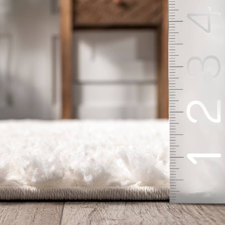 nuLOOM - Wholesale Area Rug - Akia Lattice High/Low Tassel Area Rug1