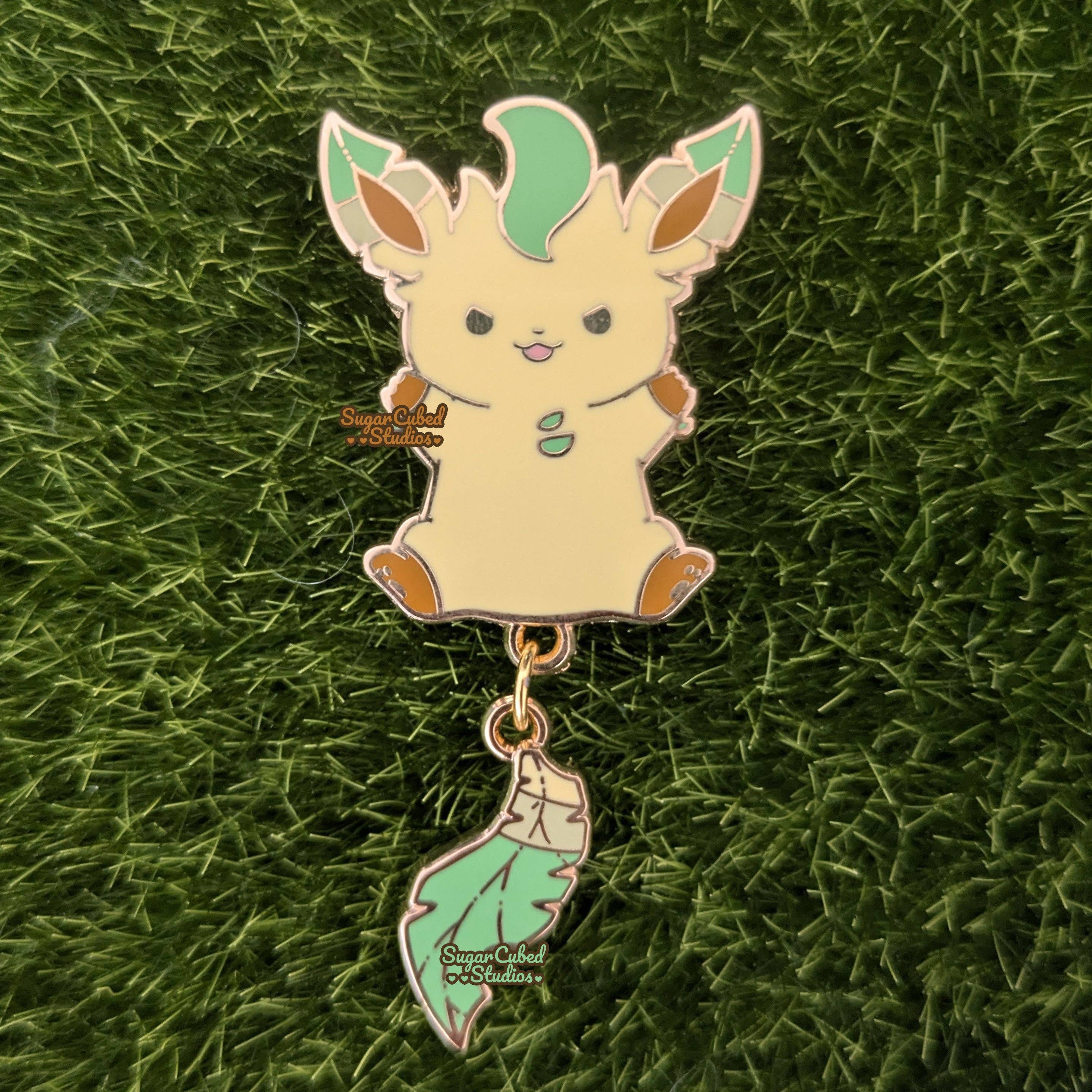 Sugar Cubed Studios - Wholesale Lapel Pin/Button - Eeveelution Dangle Tail Enamel Pins4