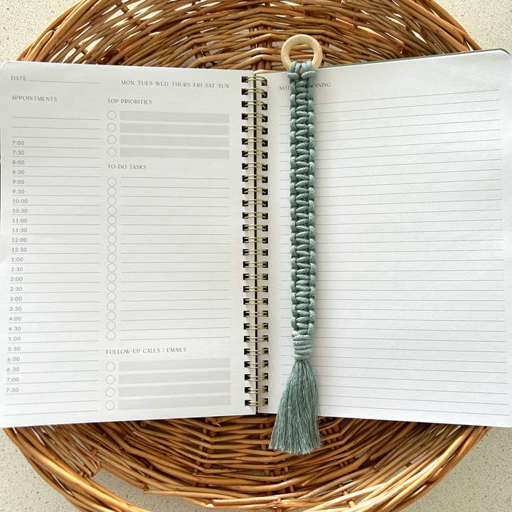 Penguin Knots - Wholesale Bookmark - Macrame Square Knot Bookmark3