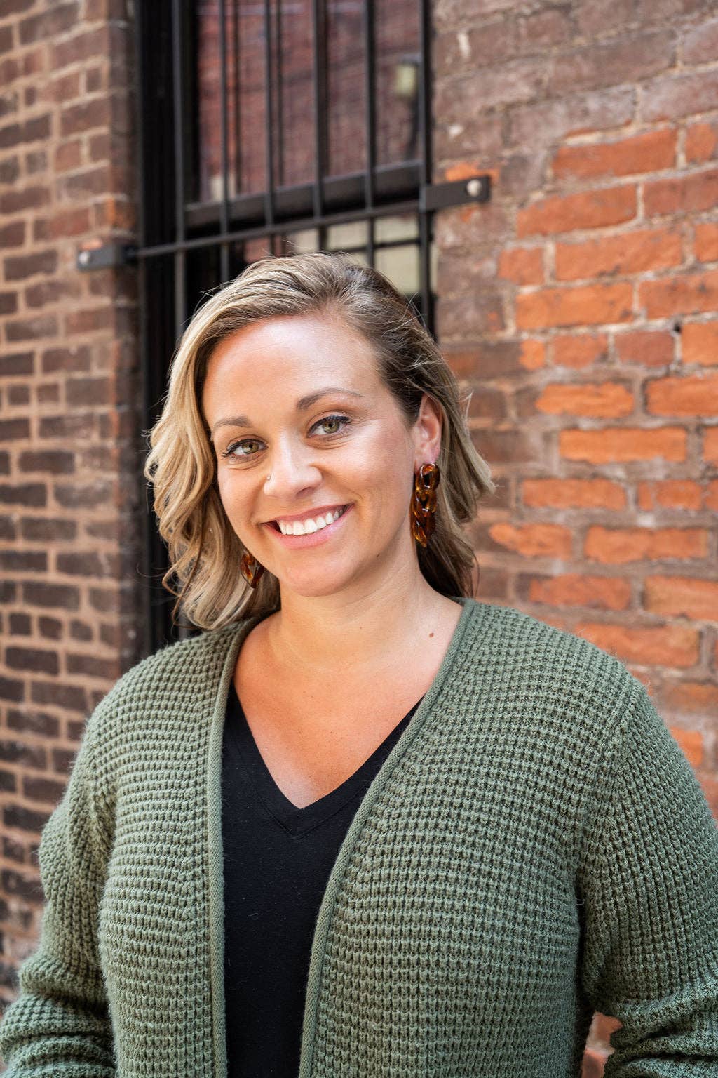 Spiffy & Splendid - Vente Boucles d'oreilles pendantes - Boucles d'oreilles Brooklyn - Ambre // Bijoux, Automne5