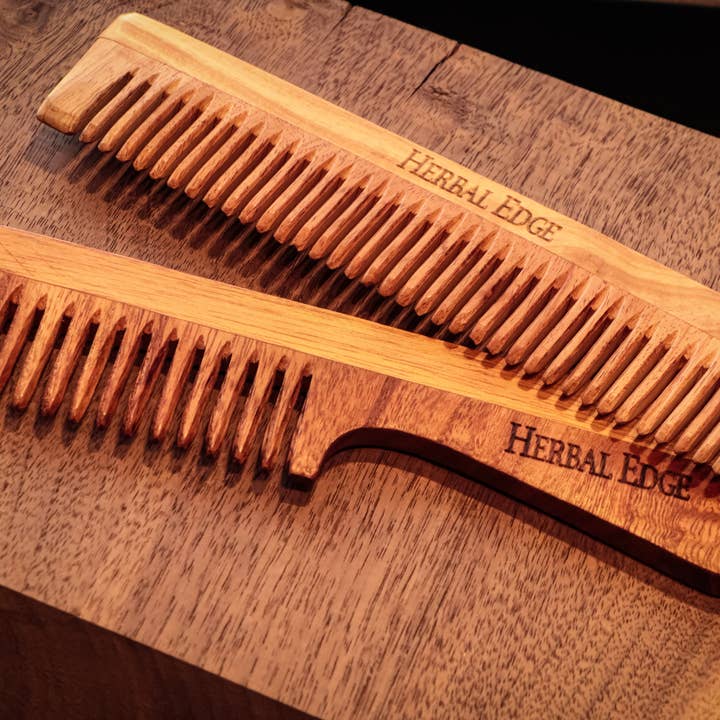Neem Wood Comb for wholesale by Herbal Edge